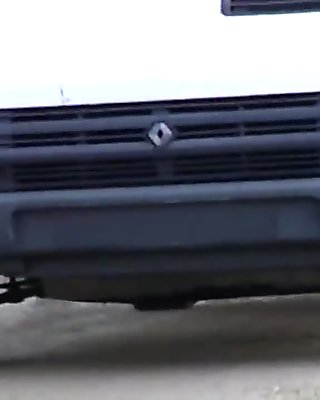Elli fuck on a Truck